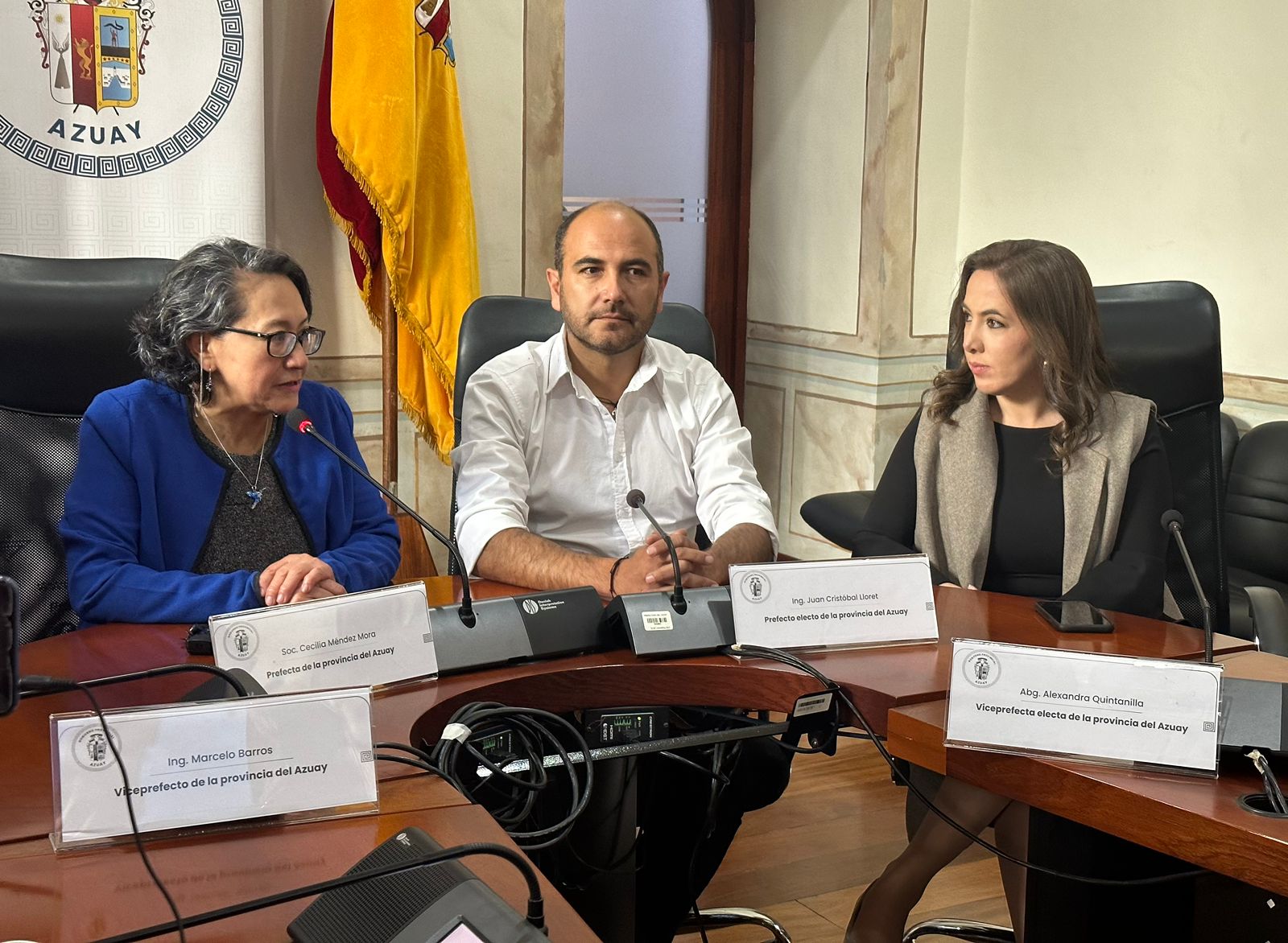 En la Casa de la Provincia se llevó a cabo la reunión de transición